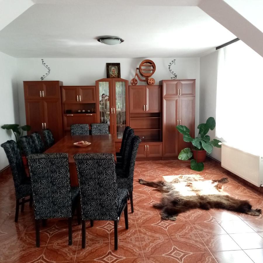 Casa Cornelia Hotel Бран Екстериор снимка