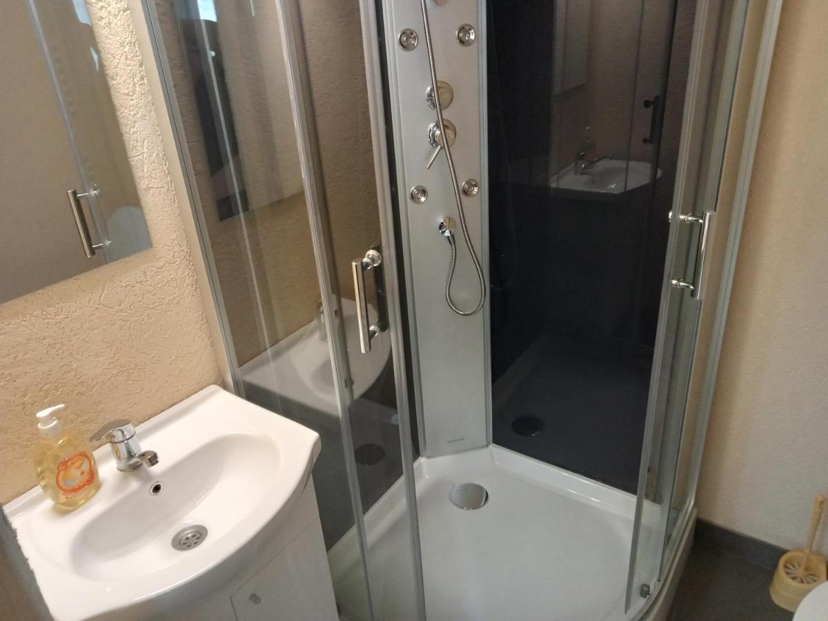 Casa Cornelia Hotel Бран Екстериор снимка