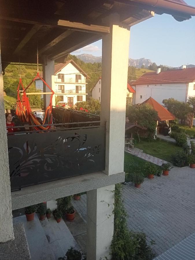 Casa Cornelia Hotel Бран Екстериор снимка